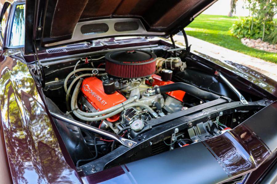 Моторный отсек Chevrolet Camaro SSS Sport Coupe Custom 1969 года  (фото 45 из 59)